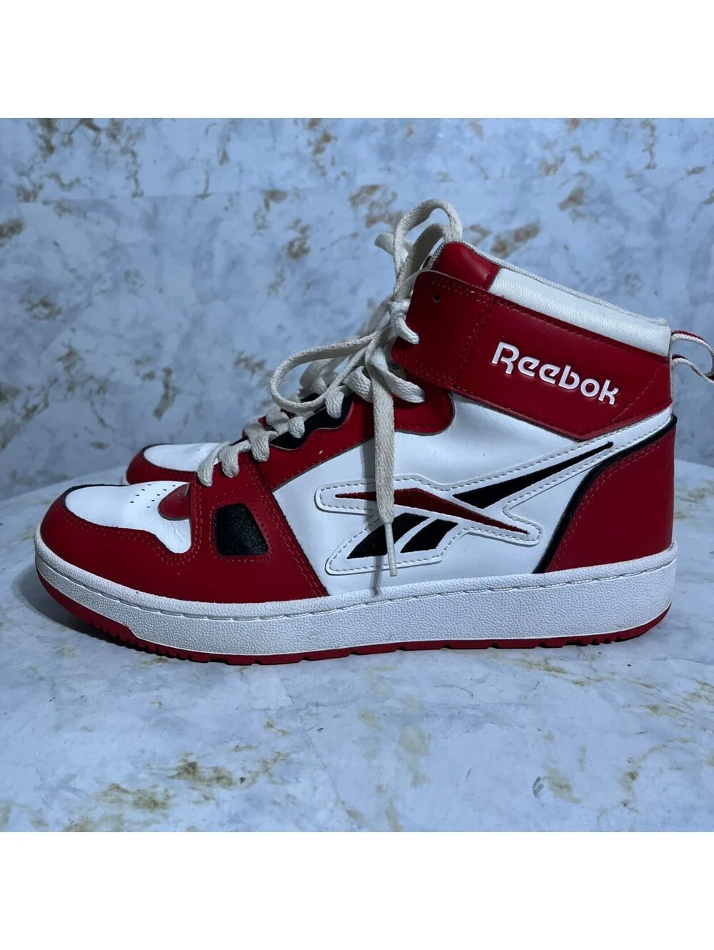 Reebok lace midsole